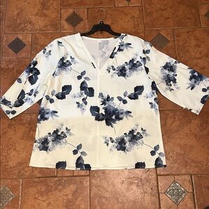Floral V-Neck Blouse